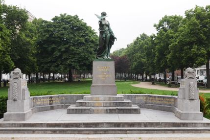 Monument voor de oorlogsduif in Brussel (1931)